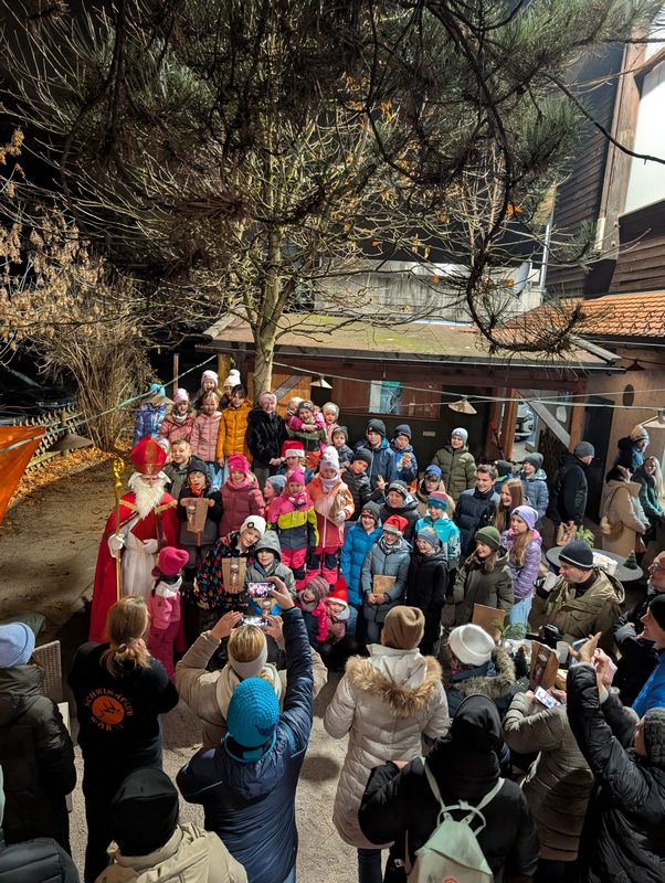 Nikolofeier beim Wörgler Schwimmclub. Foto: SC Wörgl