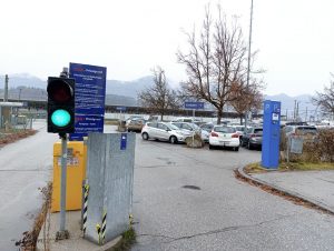 Park & Ride Parkplatz der ÖBB in Wörgl im Dezember 2025. Foto: Veronika Spielbichler
