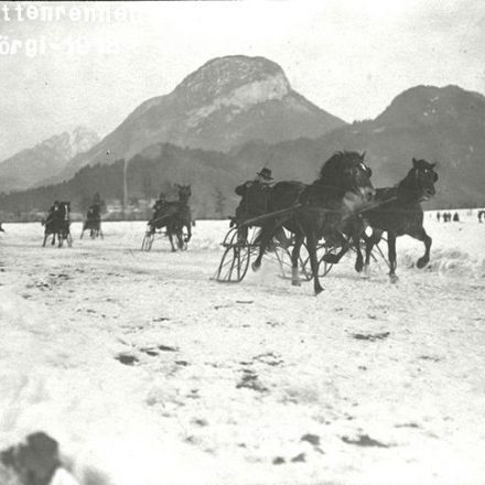 Pferdeschlittenrennen auf Schnee wurden in Wörgl ab 1901 vom Wörgler Trabrennverein veranstaltet. Foto: Stadtarchiv Wörgl/Trabrennverein